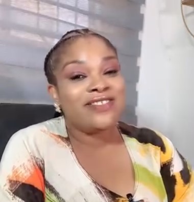 Anyone Askin You Not To Not Leave Nigeria Is Your Biggest Enemy – Amaxynaturals