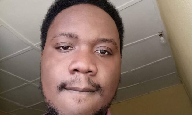 Nigerians Enjoy Giving Birth In Penury  –  Derek Miles