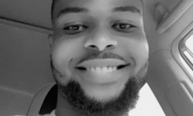 Men should never ask for gifts. care and affection – DonatusEC